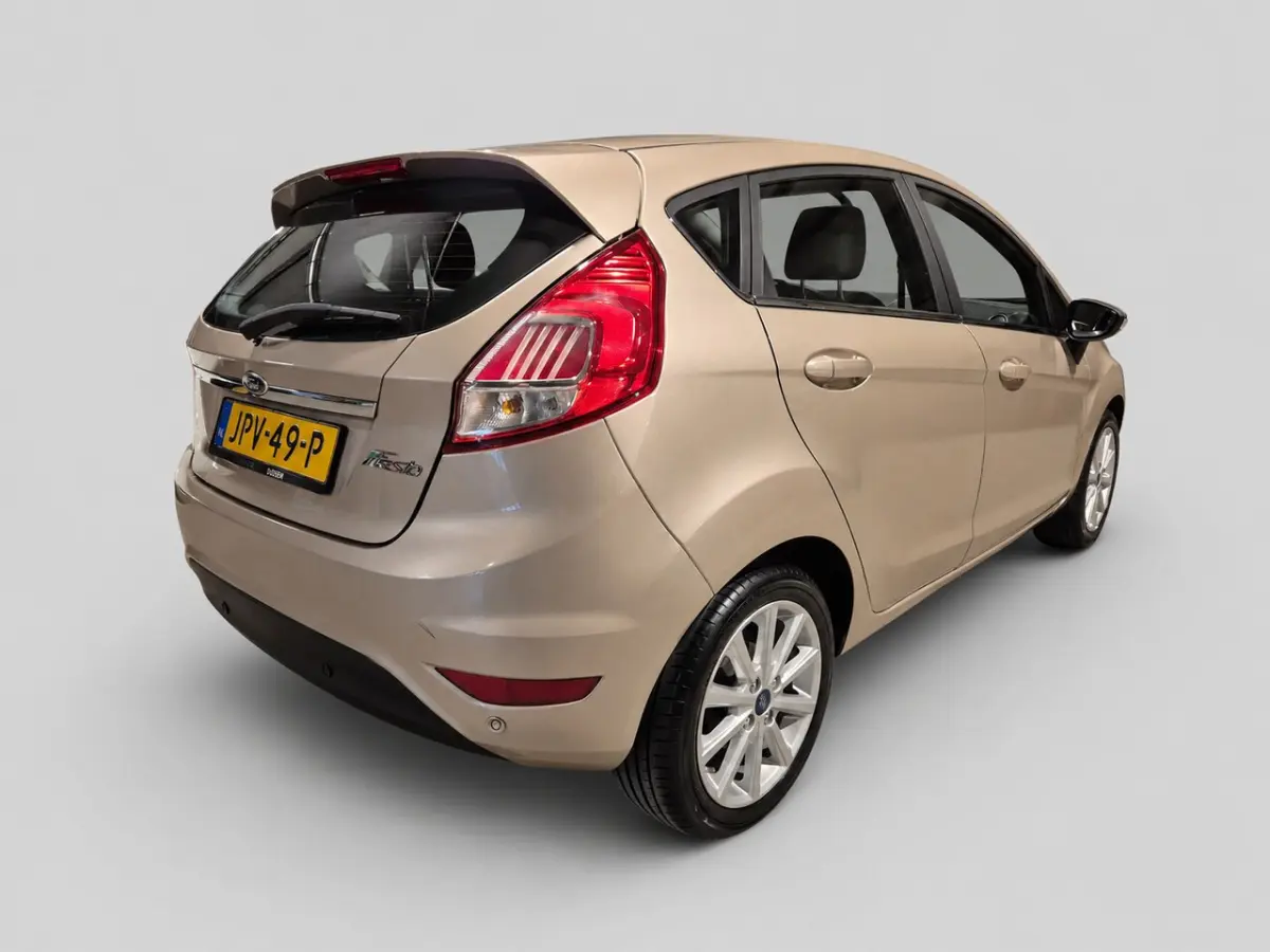 1.0 Titanium - 5 drs - Climate Control - Bluetooth - PDC - Rijklaar