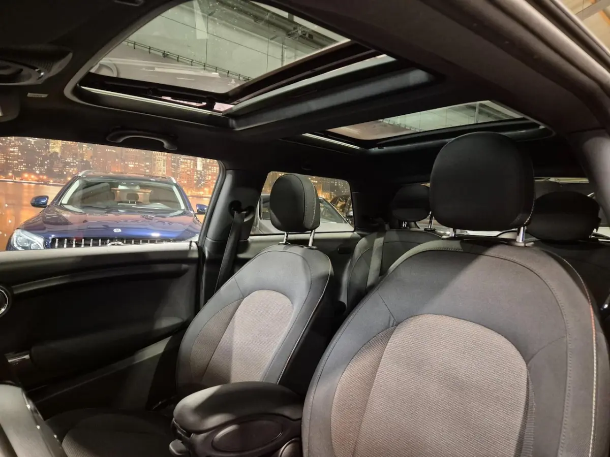 1.5 Pepper - Panoramadak - Navigatie - Airco - Cruise - NL Auto