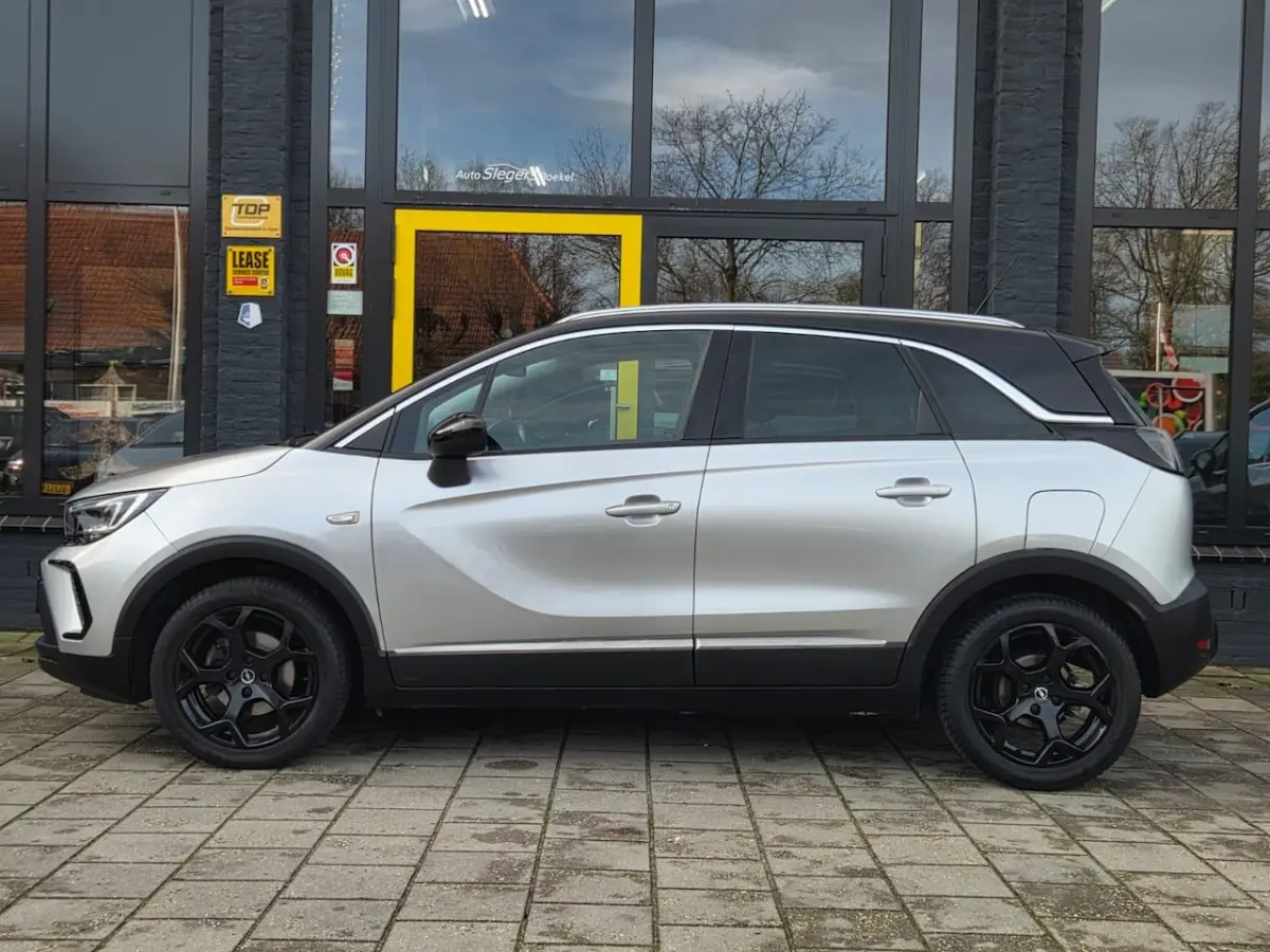 1.2 Turbo Ultimate Auto | Alcantara Bekl | Pano Dak | Stoelverw | Stuurverw | Camera + Sen