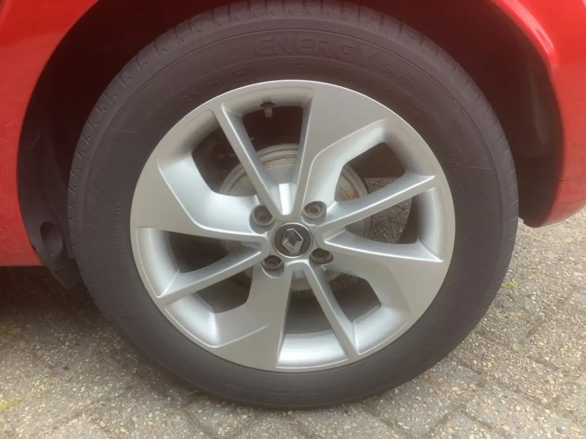0.9 TCe 5Drs. Limited I Navi I Bluetooth I PDC