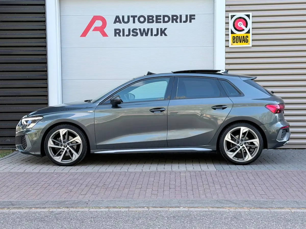 35 TFSI S-Line Pano/Matrix/AppleCarPlay