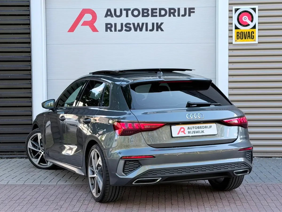 35 TFSI S-Line Pano/Matrix/AppleCarPlay