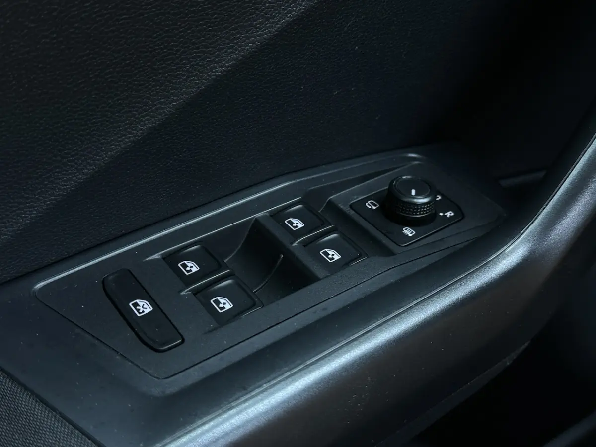 1.0 TSI 116 pk Carplay, stoelverwarming, Cruise