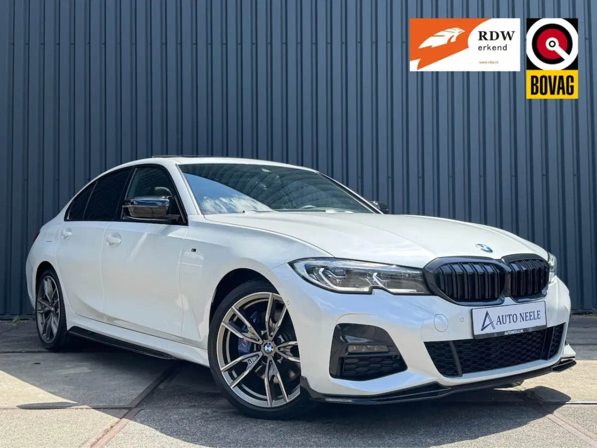 330e M Sport 292 pk PANO, Stuurverw, Elektr Zetels