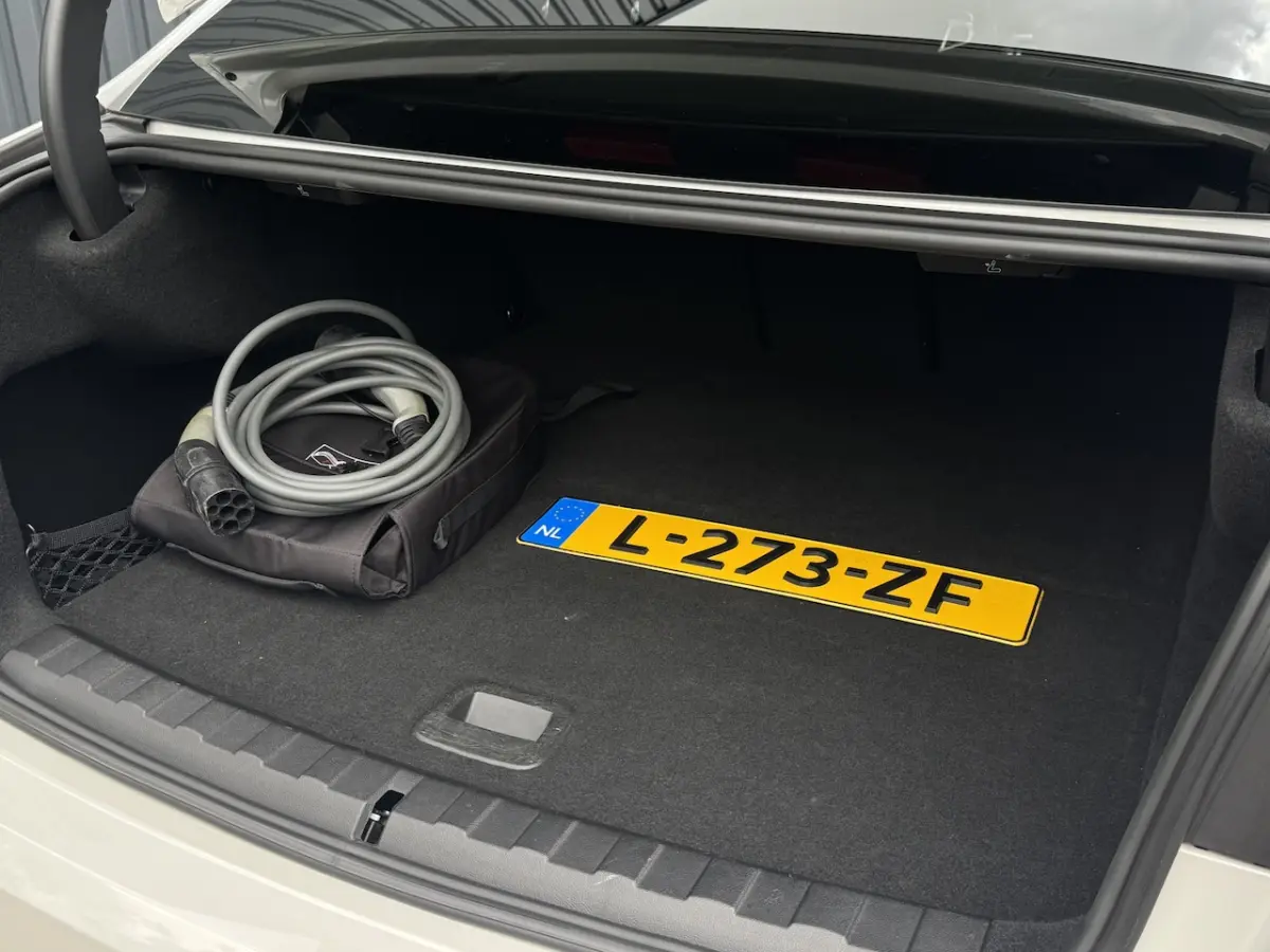 330e M Sport 292 pk PANO, Stuurverw, Elektr Zetels
