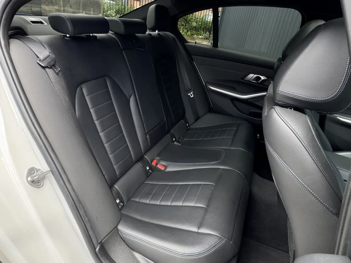 330e M Sport 292 pk PANO, Stuurverw, Elektr Zetels