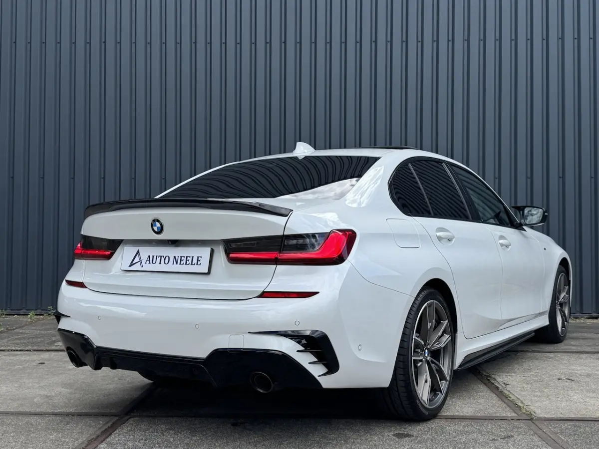 330e M Sport 292 pk PANO, Stuurverw, Elektr Zetels