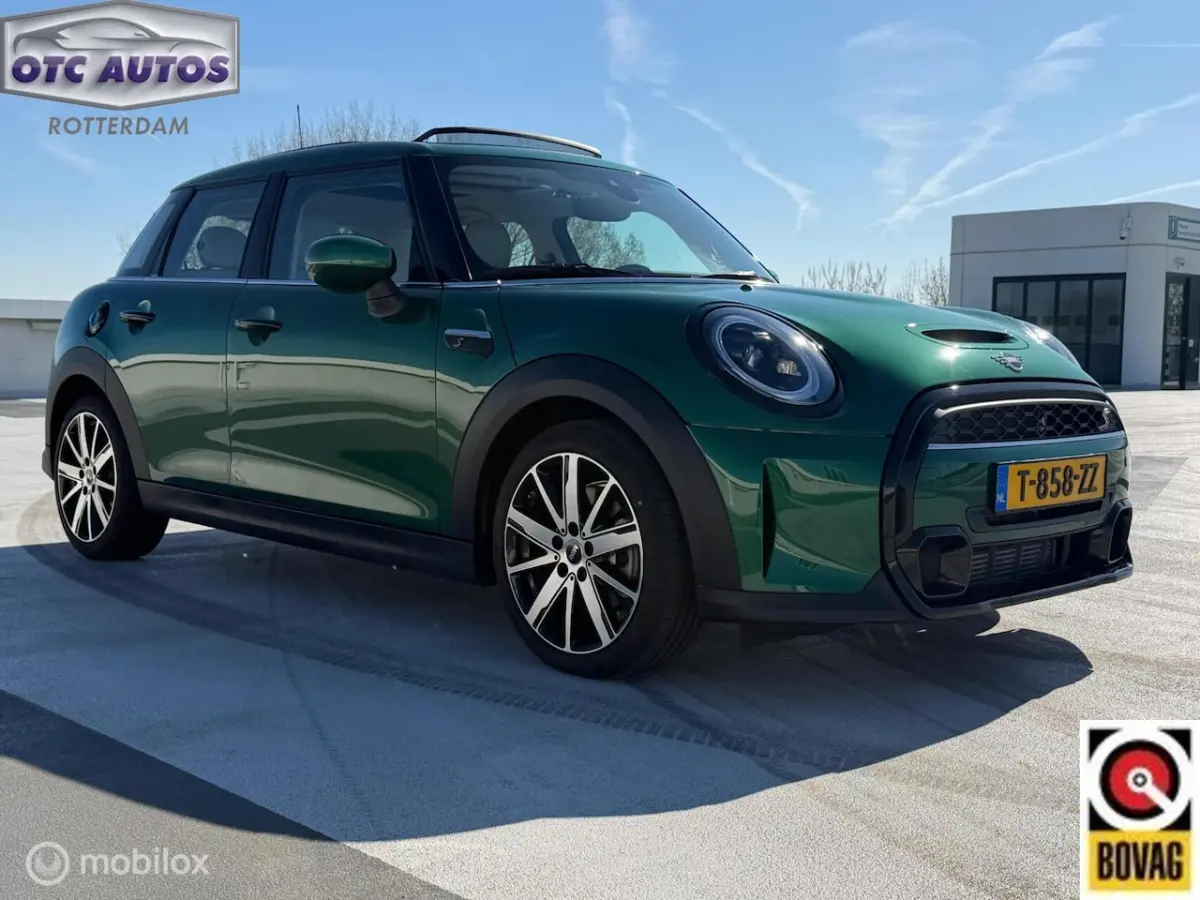 2.0 John Cooper Works leder camera pano