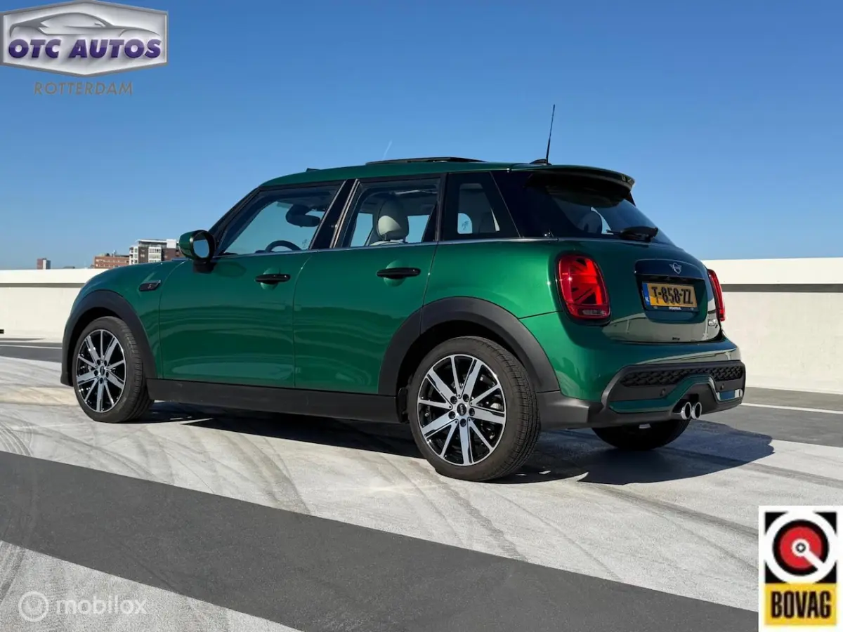 2.0 John Cooper Works leder camera pano