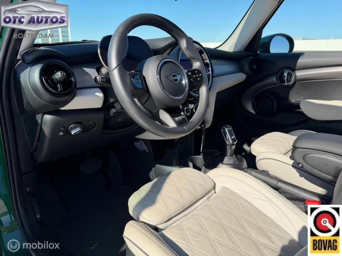 2.0 John Cooper Works leder camera pano