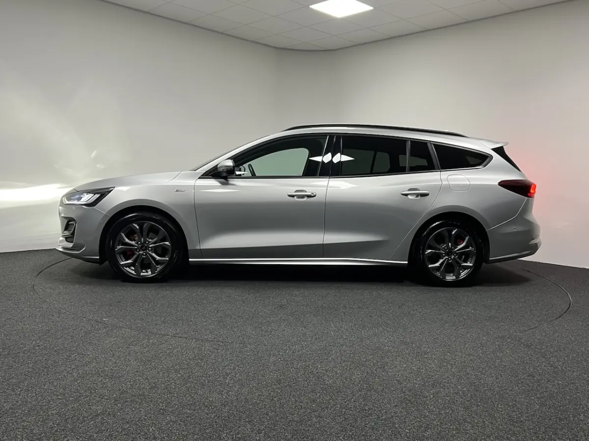 1.0 EcoBoost Hybrid ST Line Style | NAVI | KEYLESS | STOEL-/STUURVERWAMING | CRUISE CONTRO