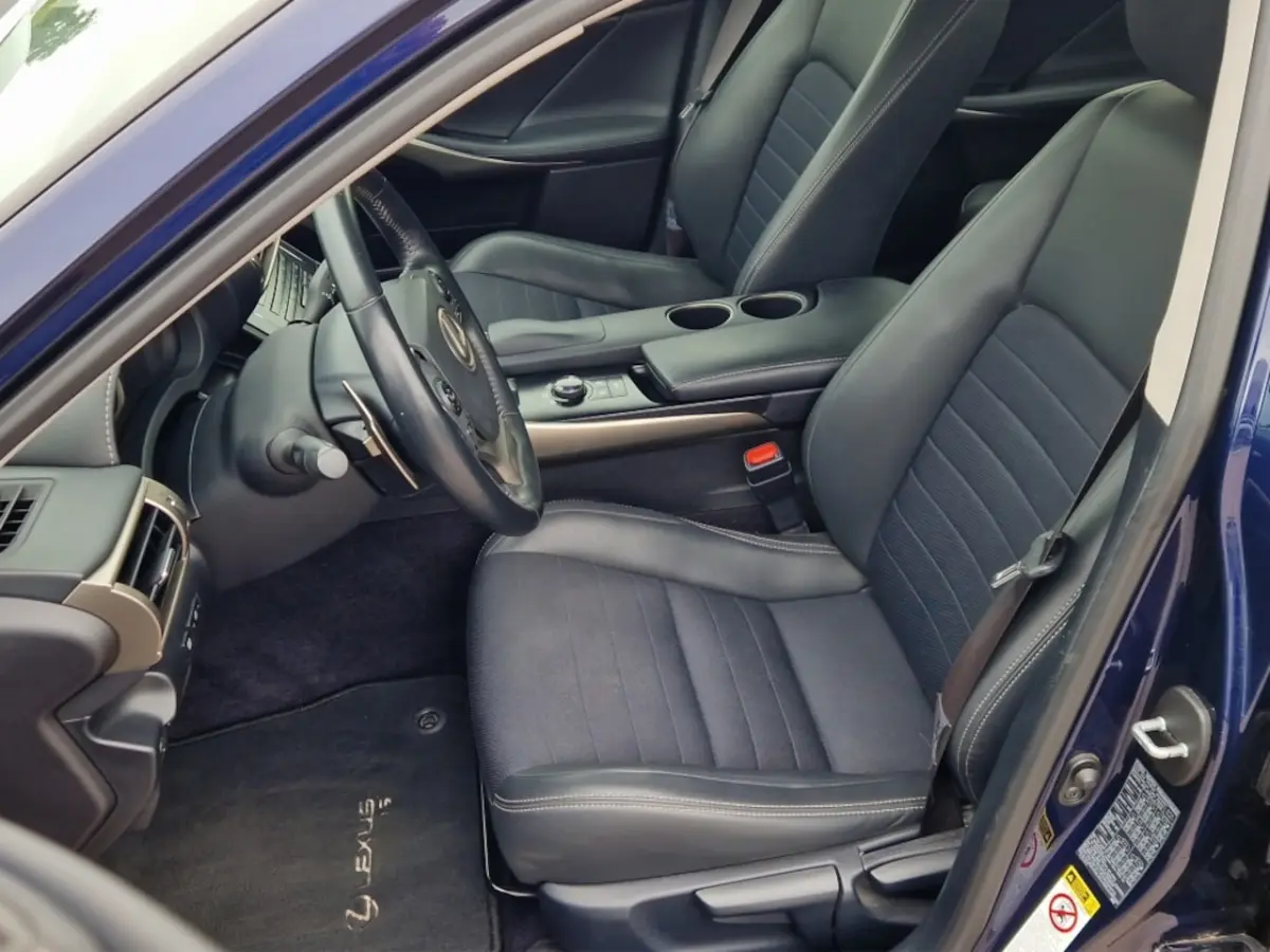 300h Edition NL Auto - Goed onderhouden