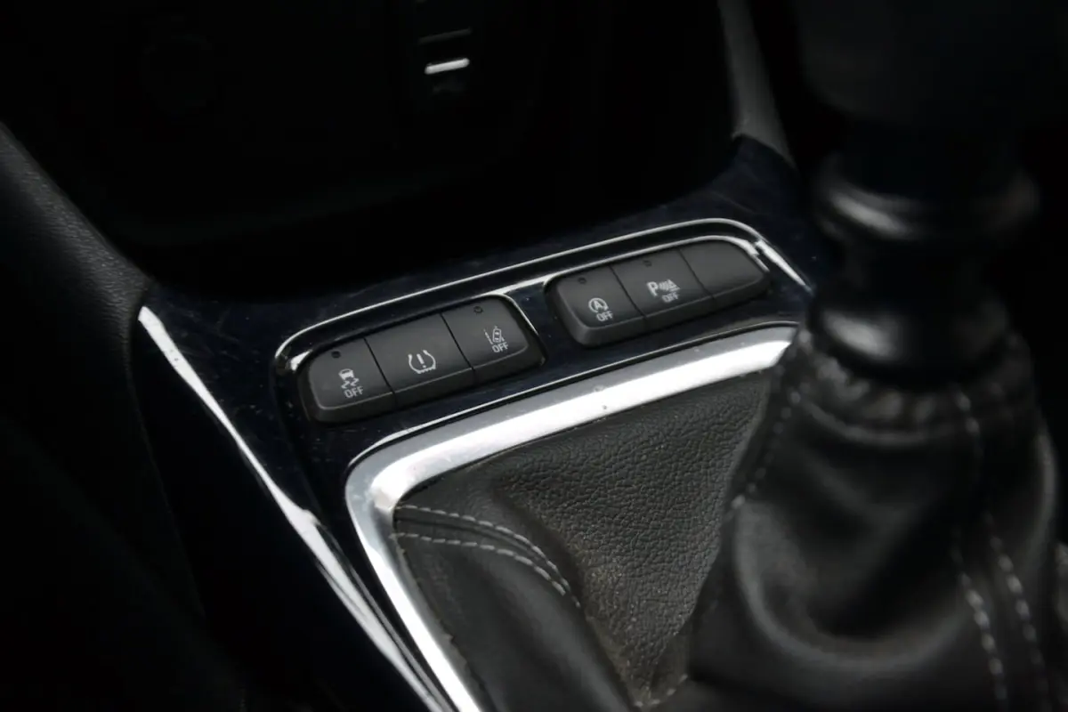 1.2 Turbo Edition 2020 100PK | Navigatie | Trekhaak | Achteruitrijcamera