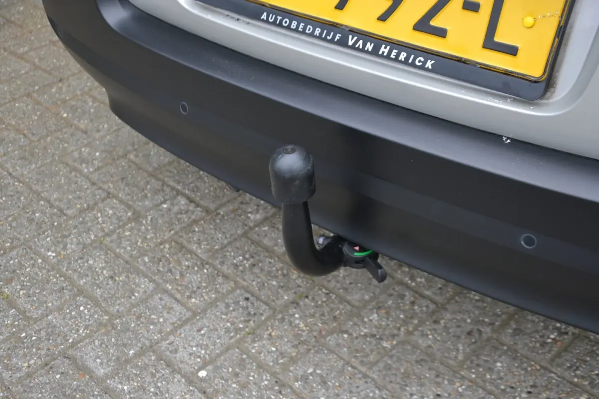 1.2 PureTech S&S Shine | Panoramadak | Achteruitrijcamera | Navigatie