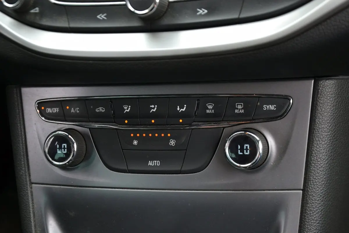 1.4 Turbo 150PK Online Edition | Carplay | Trekhaak