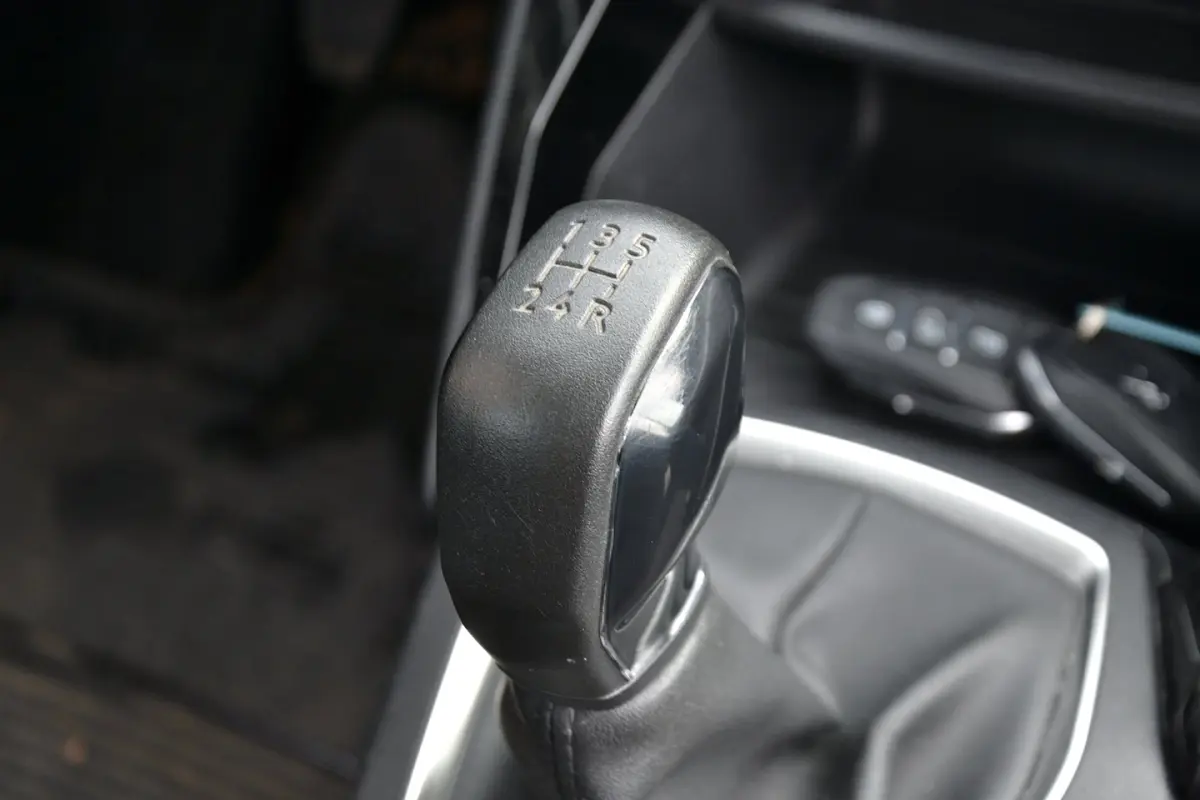 1.2 PureTech Active 5 deurs | Cruise | Carplay