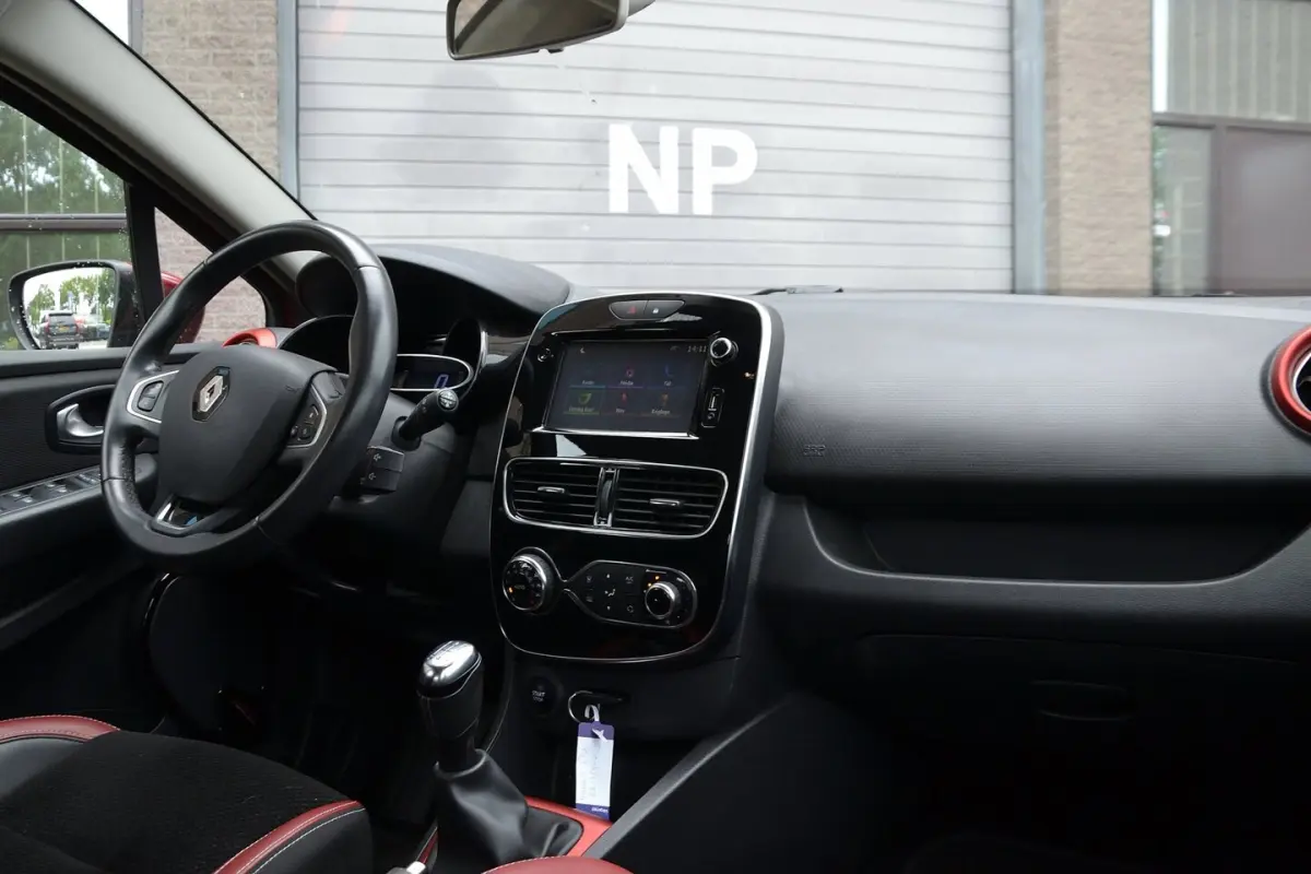 0.9 TCe Intens | Navigatie | Climate Control | Cruise Control