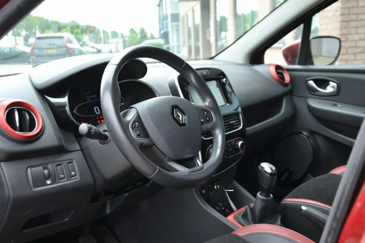 0.9 TCe Intens | Navigatie | Climate Control | Cruise Control