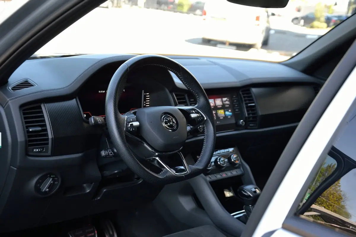 1.5 TSI Sportline Business 7p. Automaat | Keyless | Achteruitrijcamera | Stoelverwarming