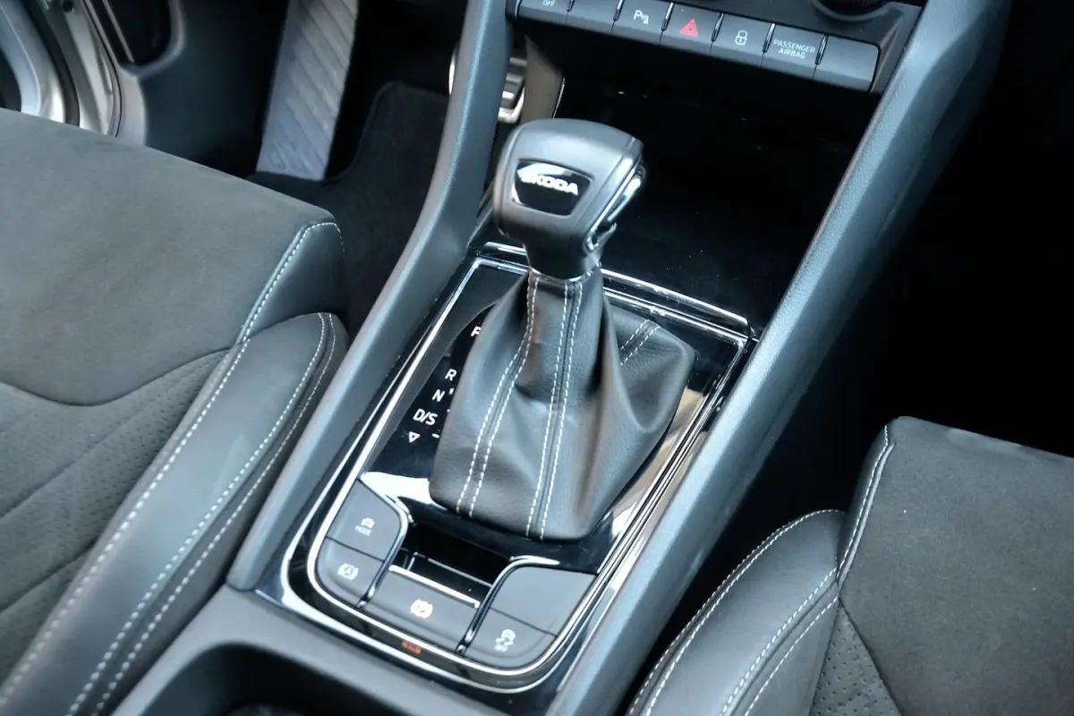 1.5 TSI Sportline Business 7p. Automaat | Keyless | Achteruitrijcamera | Stoelverwarming