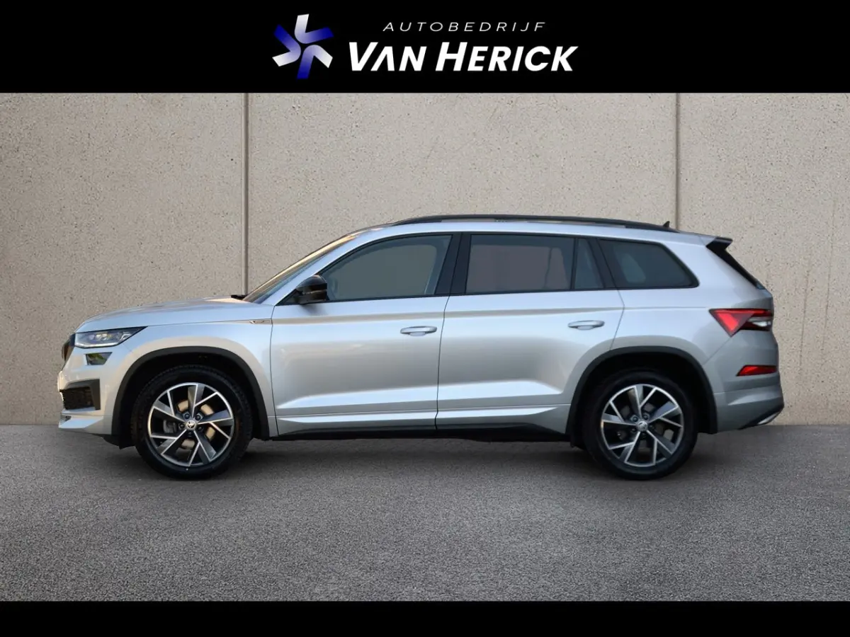 1.5 TSI Sportline Business 7p. Automaat | Keyless | Achteruitrijcamera | Stoelverwarming