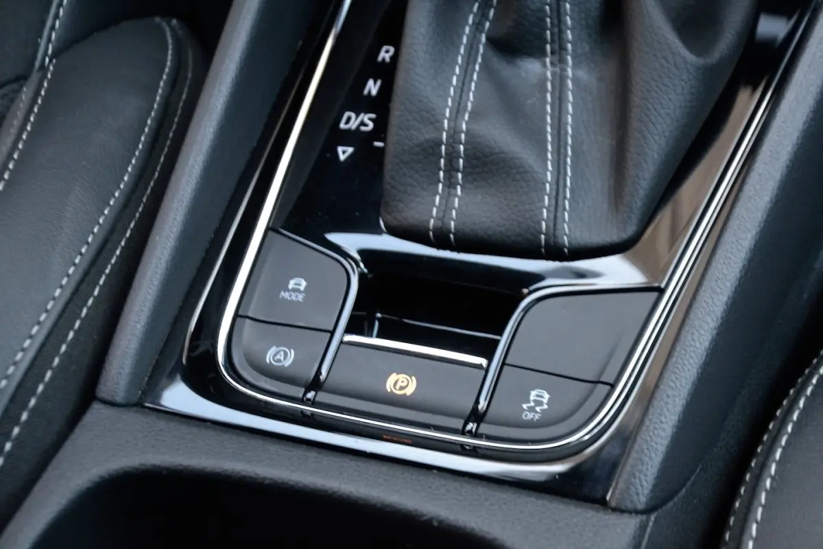 1.5 TSI Sportline Business 7p. Automaat | Keyless | Achteruitrijcamera | Stoelverwarming