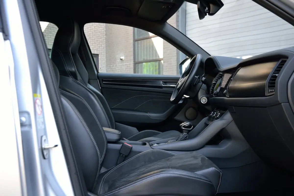 1.5 TSI Sportline Business 7p. Automaat | Keyless | Achteruitrijcamera | Stoelverwarming