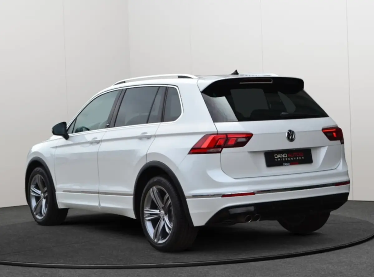 1.4 TSI BMT Sound R-Line LED/ACC/19'' inch/Carplay