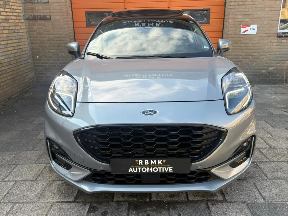 1.0 EcoBoost Hybrid ST-Line X