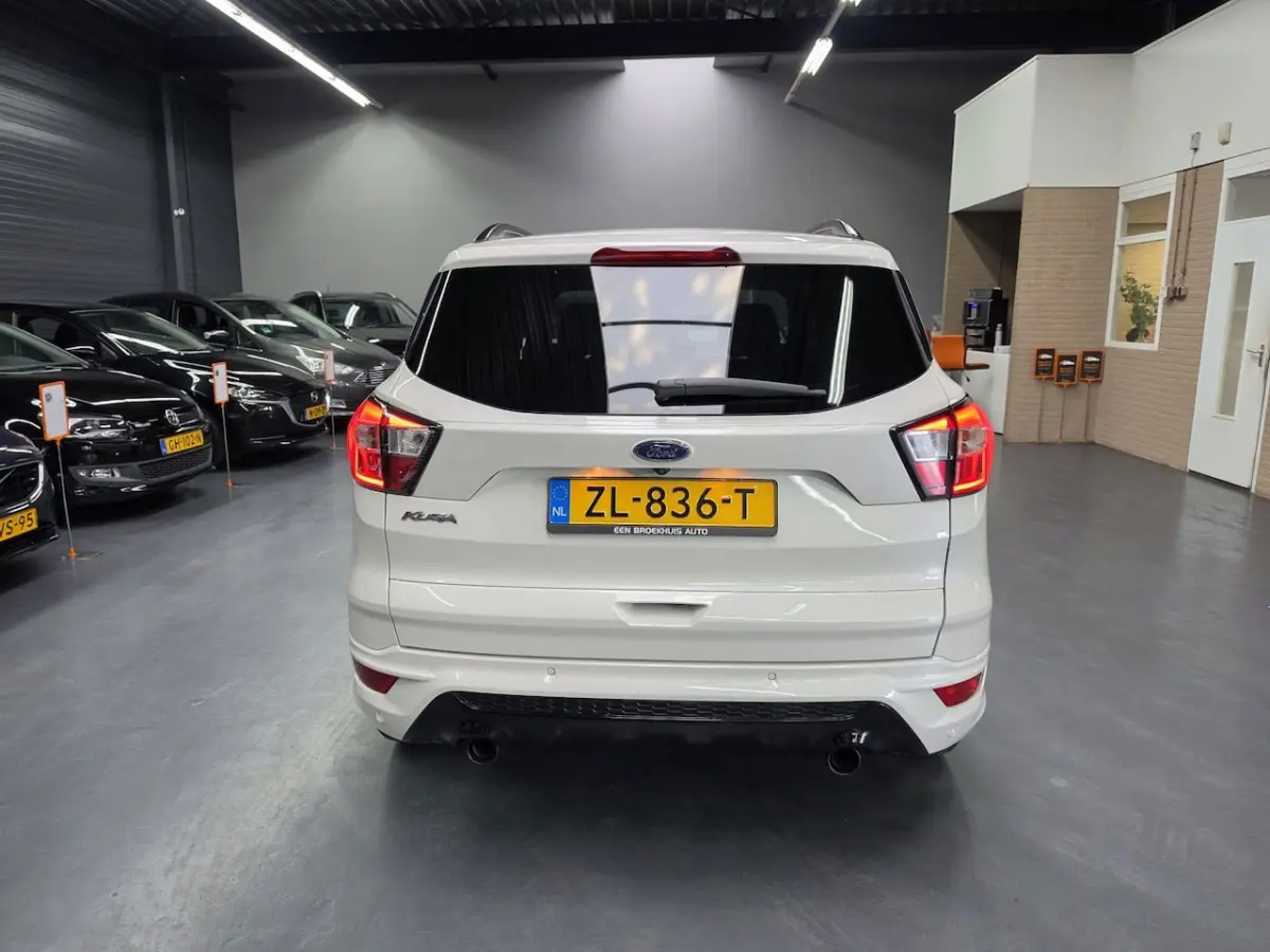 1.5 EcoBoost ST Line CAMERA LED TREKHAAK CARPLAY NAP NL AUTO