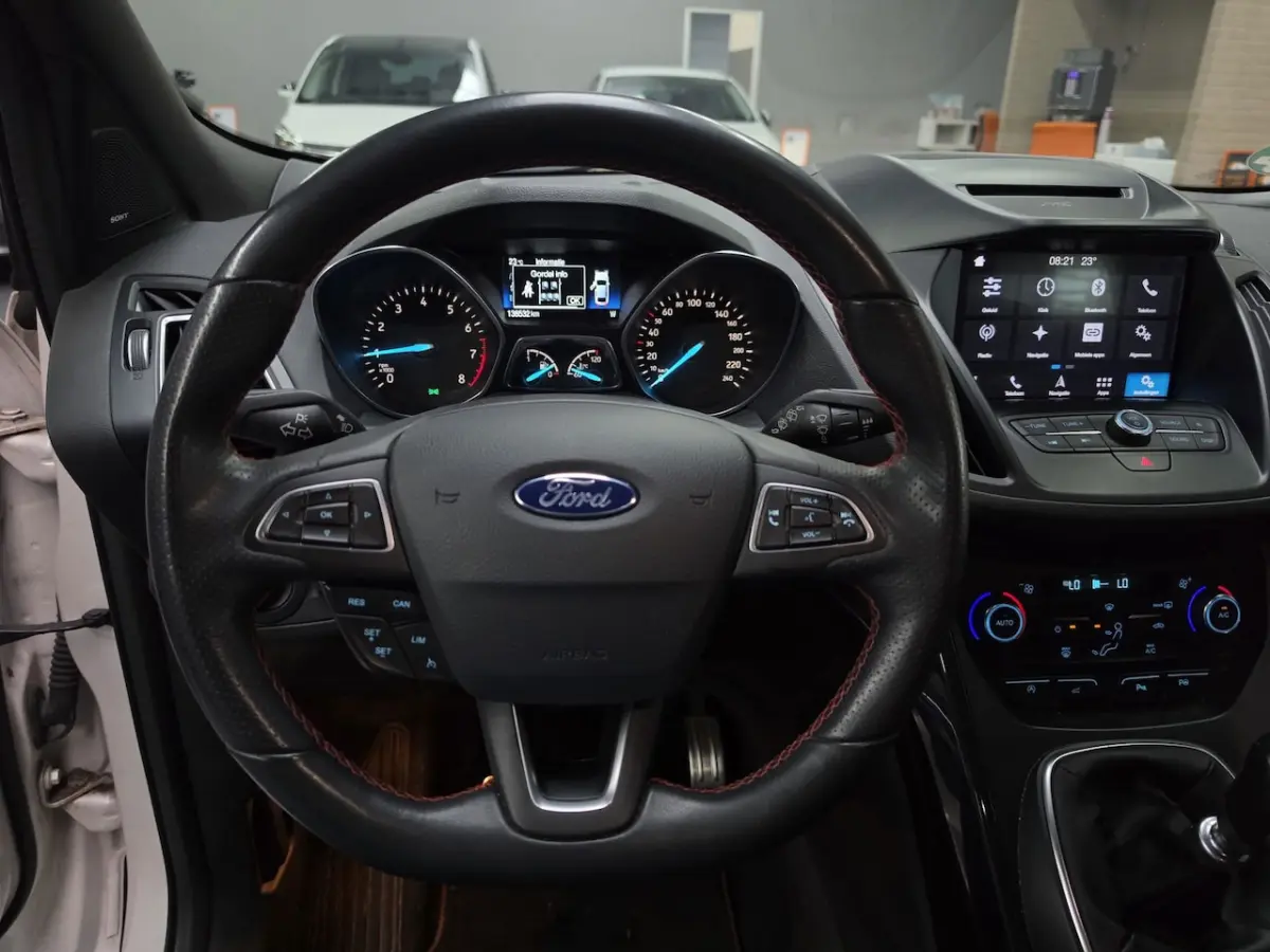 1.5 EcoBoost ST Line CAMERA LED TREKHAAK CARPLAY NAP NL AUTO