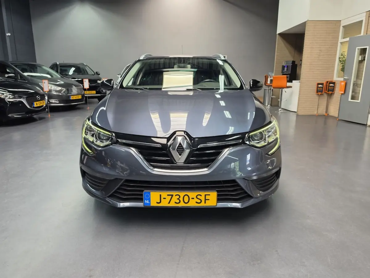 1.3 TCe Limited NAVI TREKHAAK NAP NL AUTO