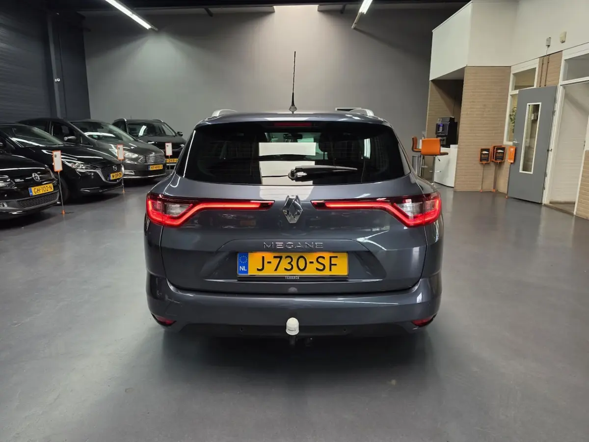 1.3 TCe Limited NAVI TREKHAAK NAP NL AUTO
