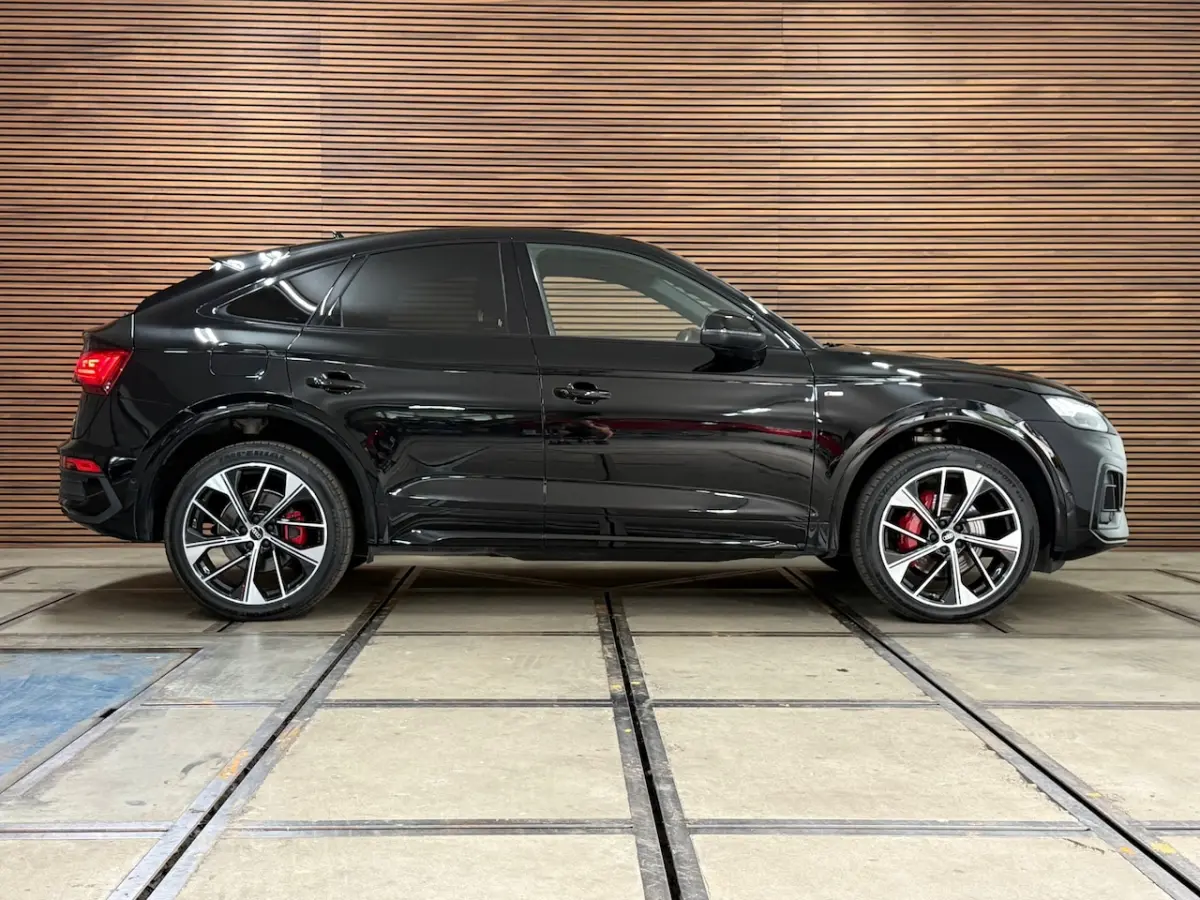 55 TFSI e S-line Competition | Black Edition | Luchtvering | Matrix LED | 21 Inch | Virtua