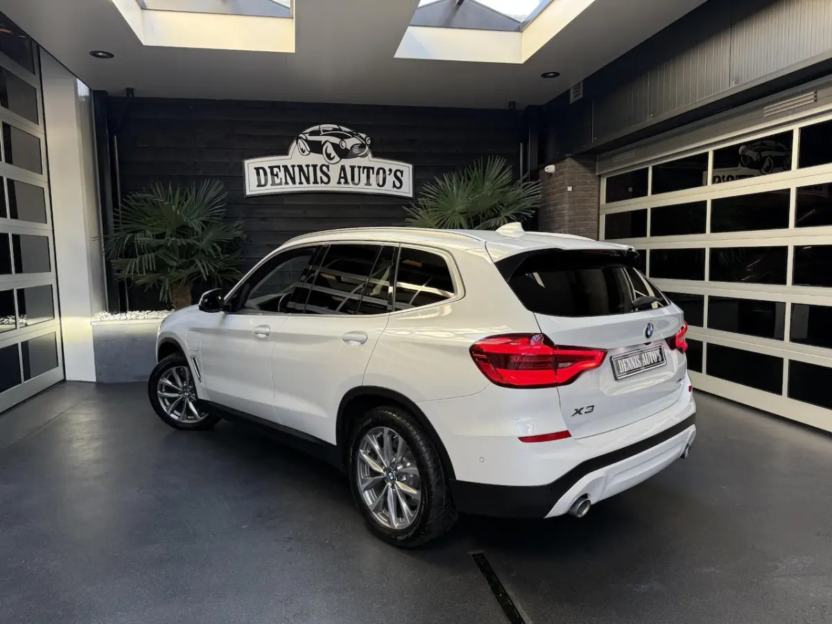 xDrive30e advantage