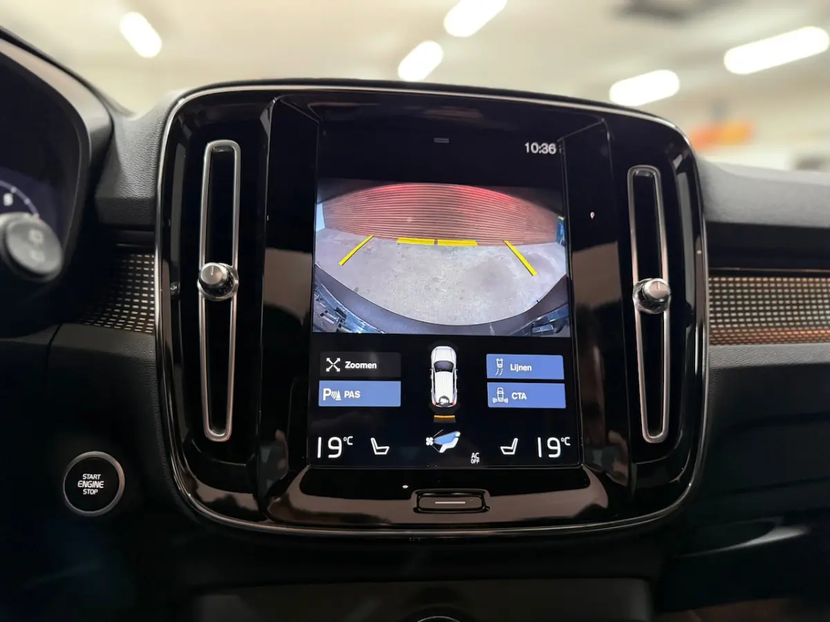 1.5 T3 R-Design | Pano | Winterpakket | Elektr voorstoelen+memory | Camera | Carplay