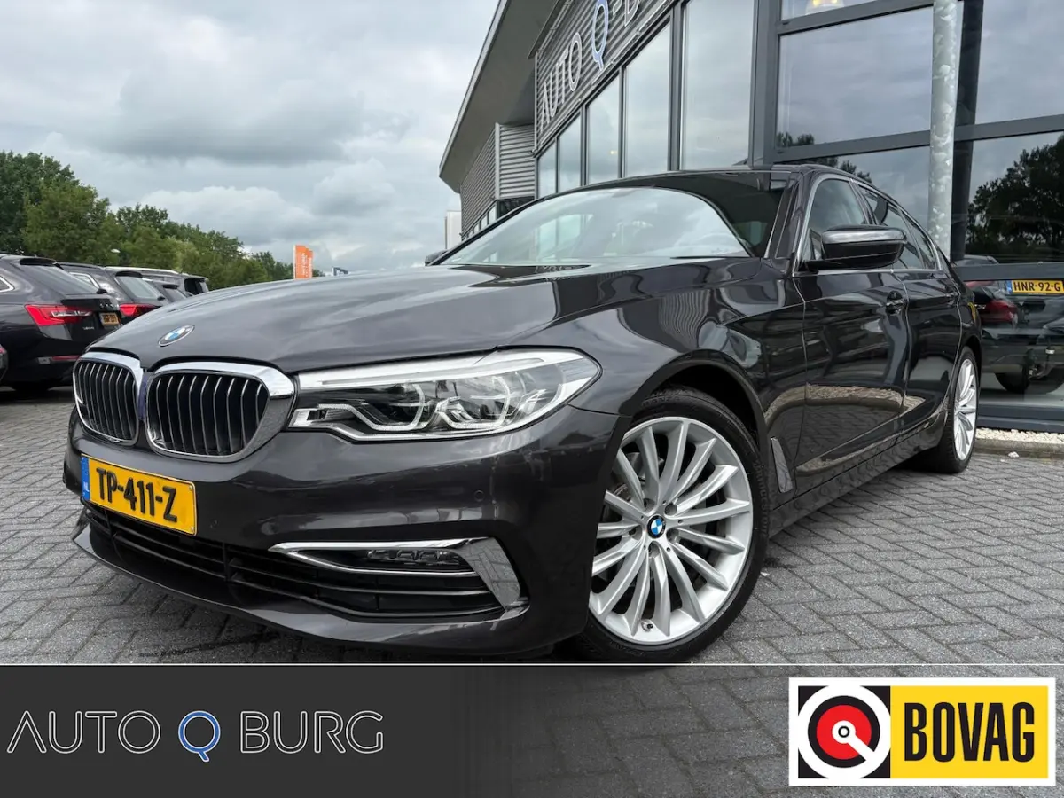 520i High Executive | Stoelverwarming | Memory | Navi | PDC | Climate | Cruise | Dealer On