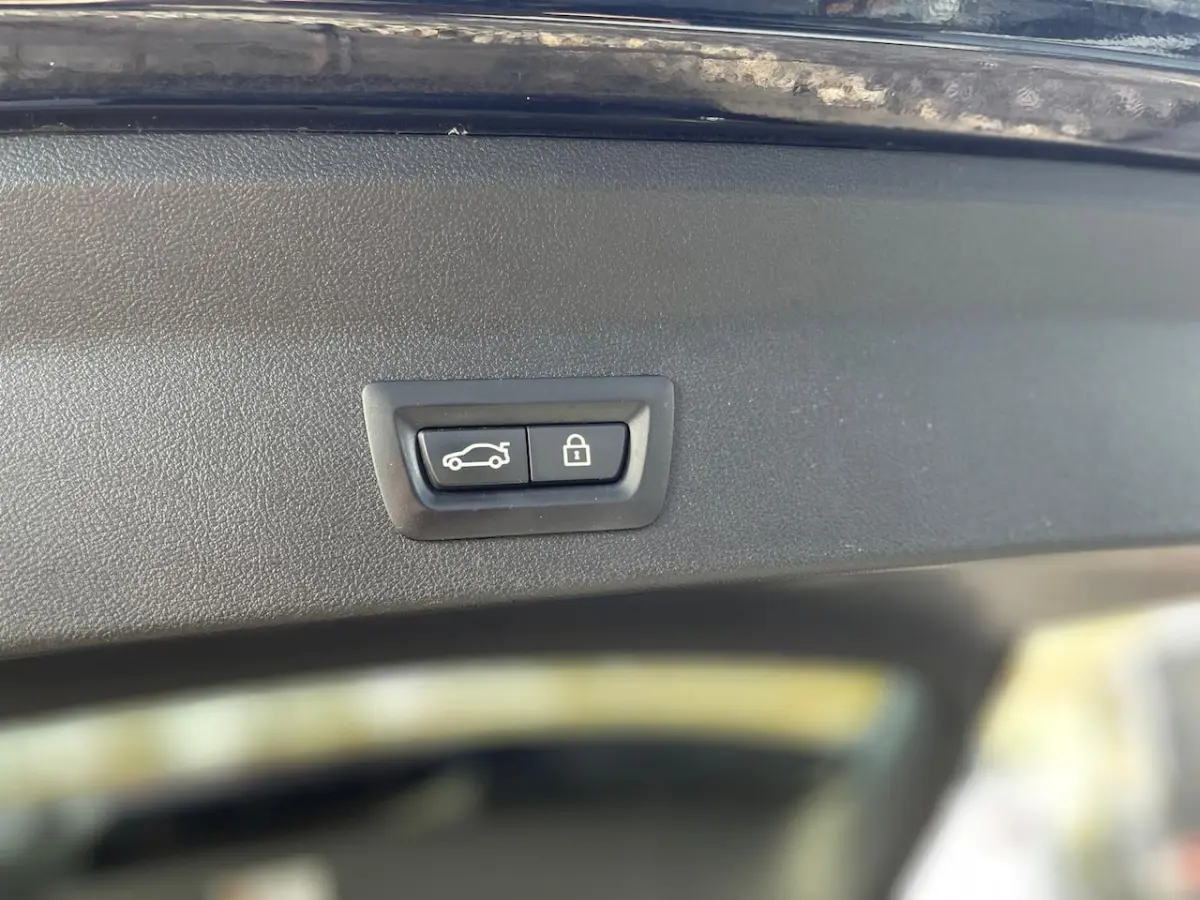 Plug-in Hybrid M-Sport | Panorama | Camera | Leder | Trekhaak