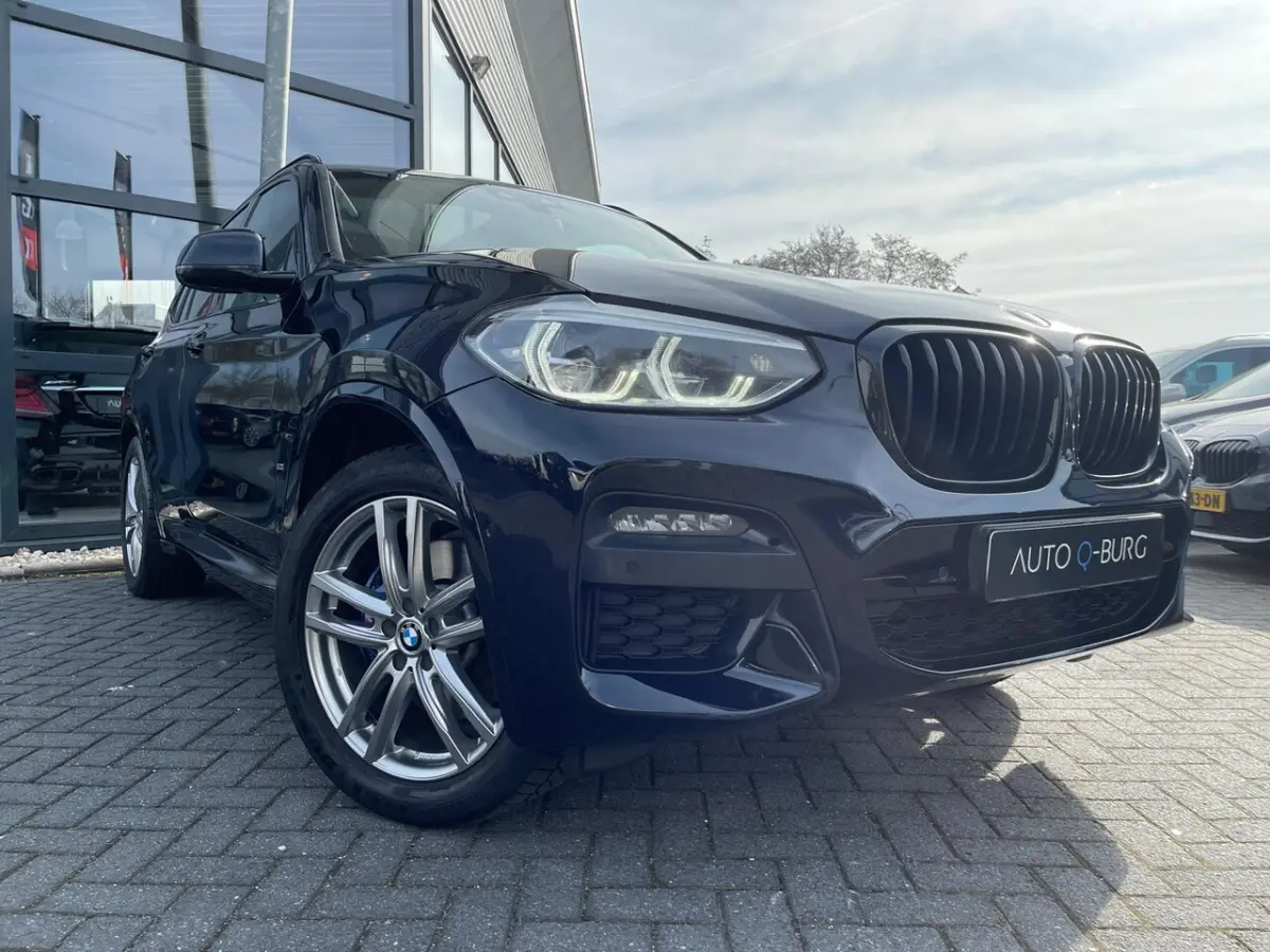 Plug-in Hybrid M-Sport | Panorama | Camera | Leder | Trekhaak