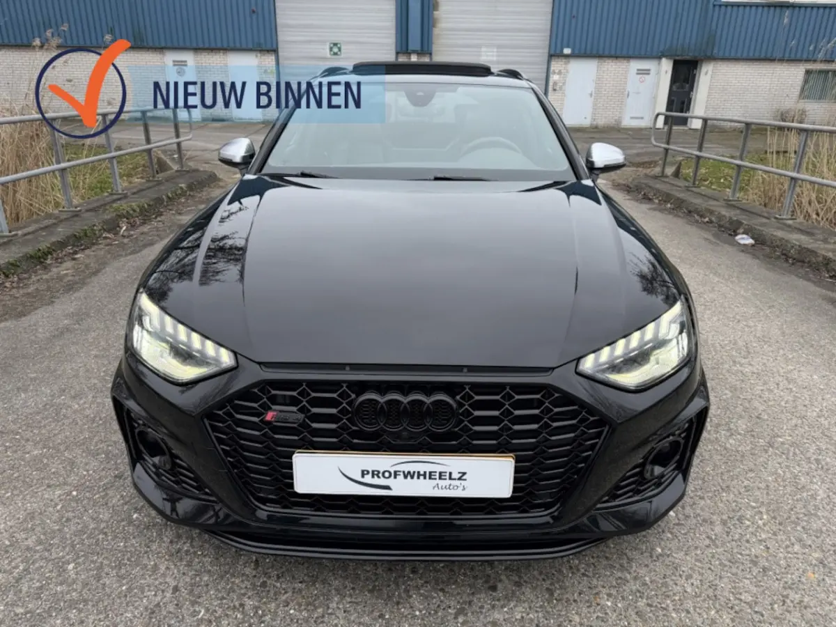 RS4 2.9 TFSI quattro Pano/Ceramic/360/B&O