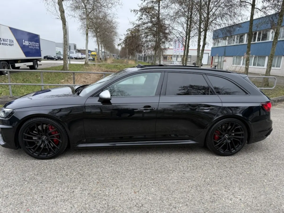 RS4 2.9 TFSI quattro Pano/Ceramic/360/B&O