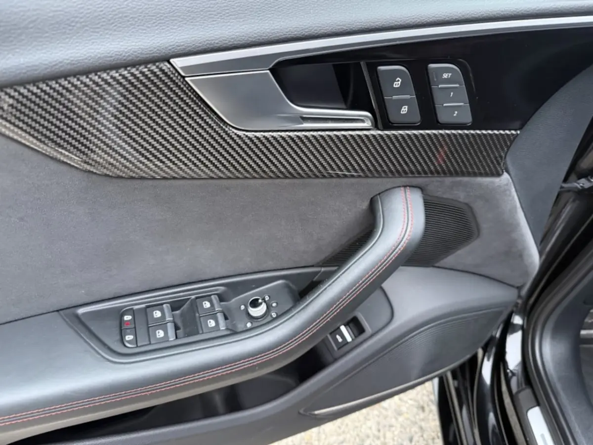 RS4 2.9 TFSI quattro Pano/Ceramic/360/B&O