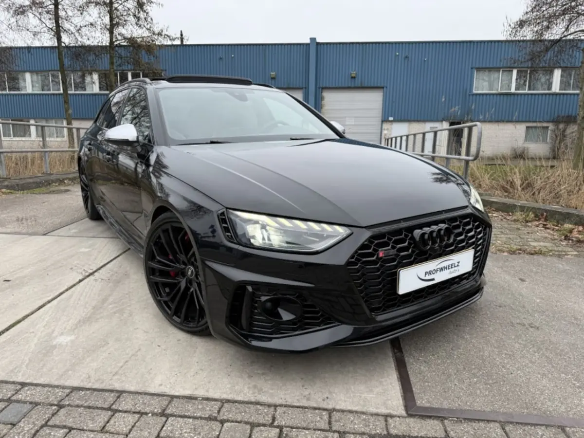 RS4 2.9 TFSI quattro Pano/Ceramic/360/B&O