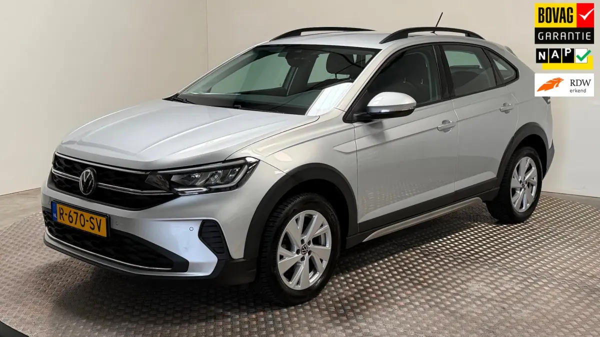 1.0 TSI Life benzine automaat navigatie carplay parkeersensoren cruisecontrole