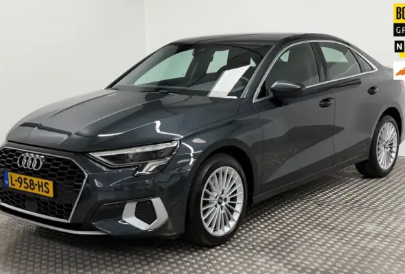 30 TFSI Business edition benzine automaat camera parkeersensoren carplay led