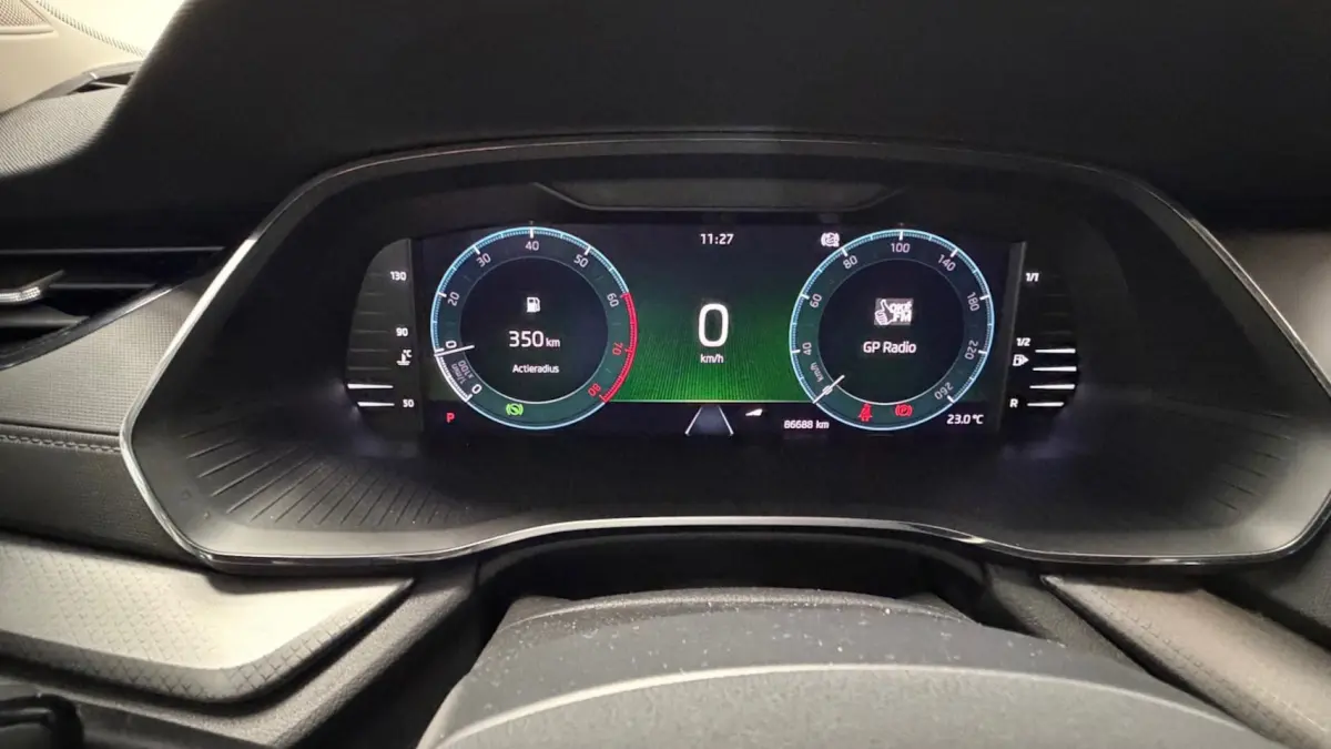 1.0 e-TSI Business Edition Benzine automaat navigatie carplay cruisecontrole airco