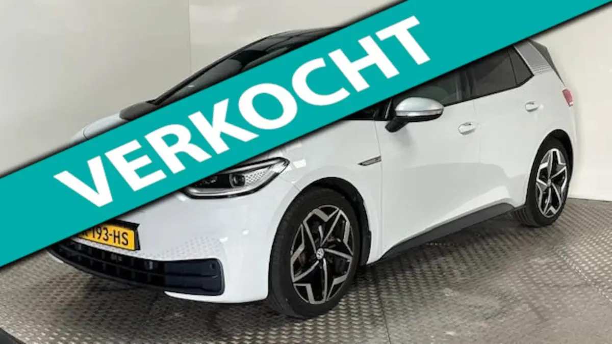 First Plus 58 kWh parkeersensoren stoelverwarming camera navigatie led