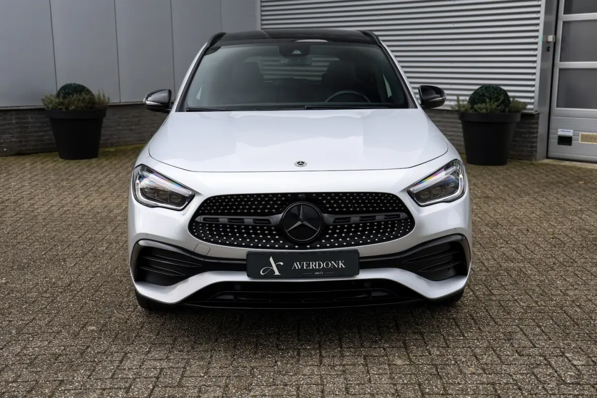 250 e AMG Night Edition 218pk NAP|Pano|Memory|Keyless|Sfeer|Camera