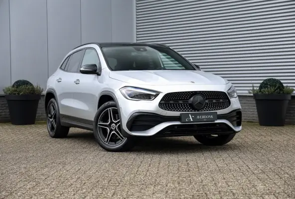 250 e AMG Night Edition 218pk NAP|Pano|Memory|Keyless|Sfeer|Camera