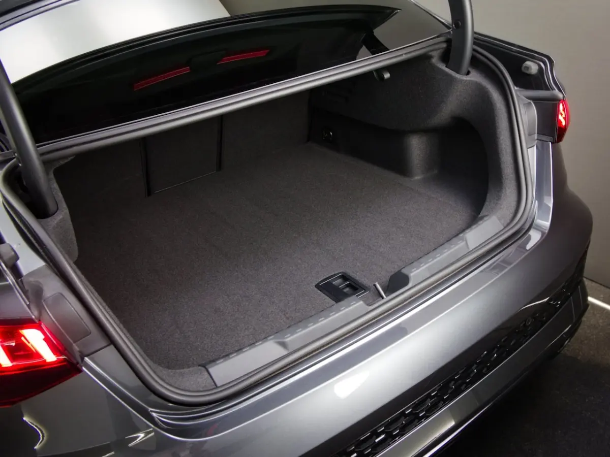 Limousine 2.5 TFSI quattro (CARBON IN- & EXTERIEUR, B&O, ACC, PANO, HUD, HD LED-MATRIX, SF